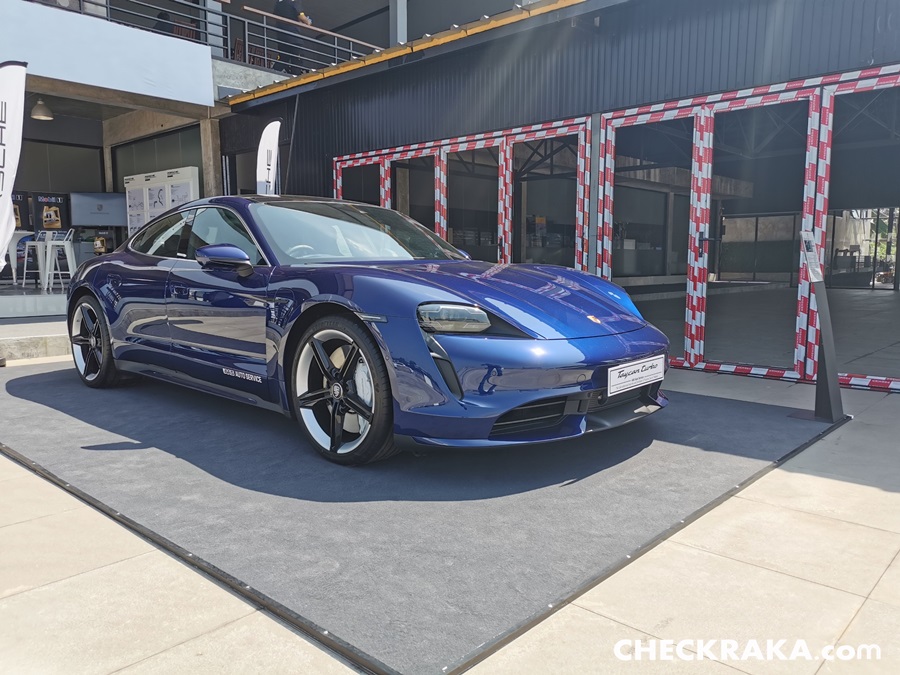 Porsche taycan shop 4s turbo